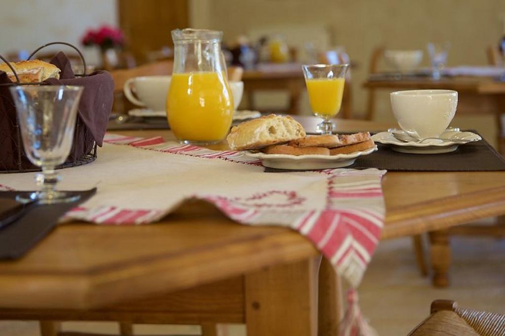 Bed and Breakfast La Grange De Boulaines Meru Екстер'єр фото